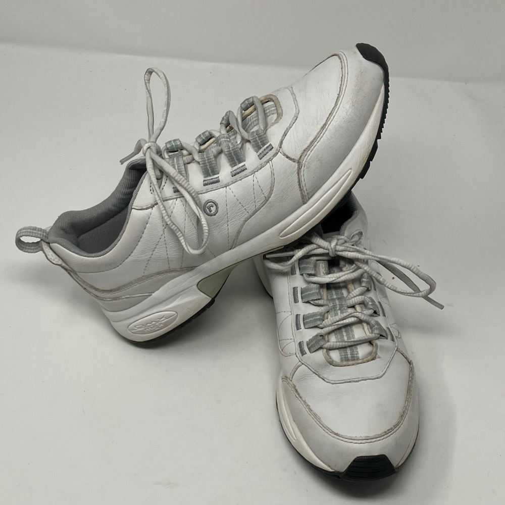 ROCKPORT DMX Max Women’s White Leather Sneakers Size 8